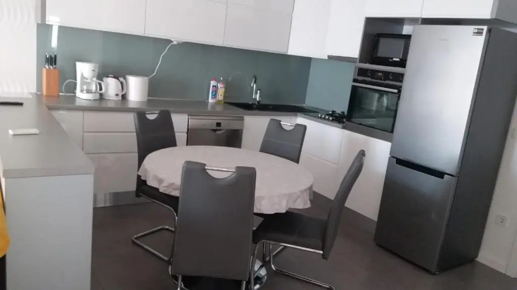 Apartment Mira II