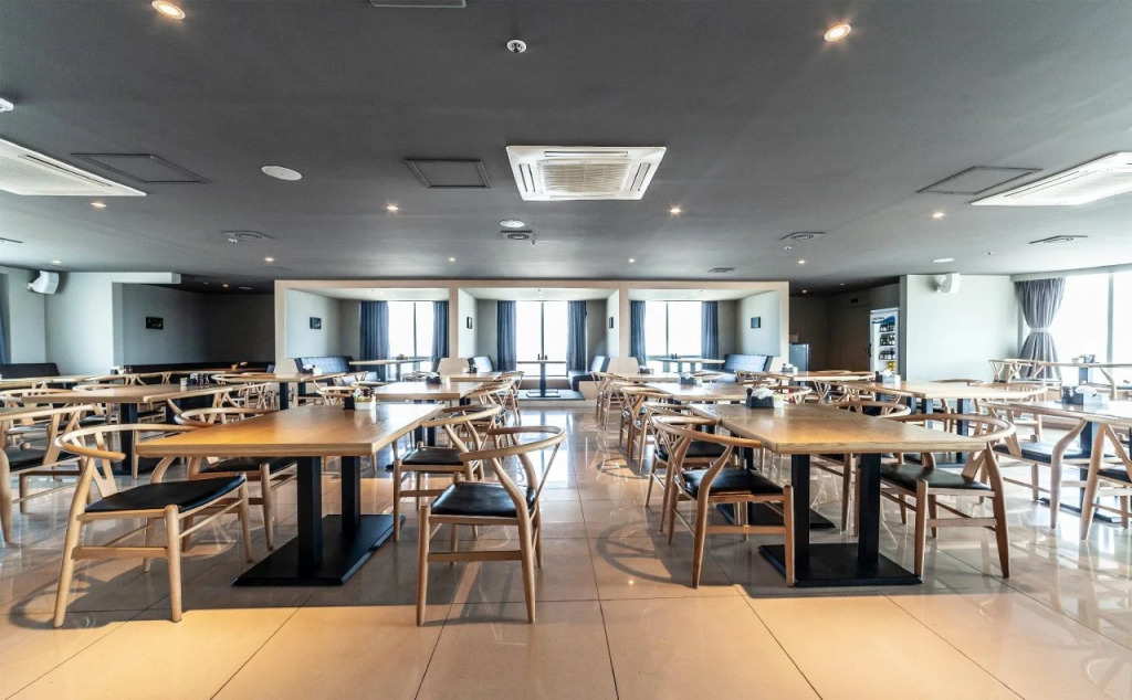 Gangneung Tourist Hotel