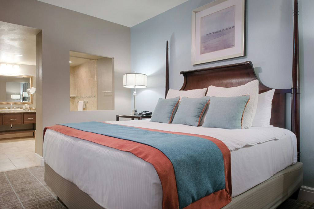 Wyndham National Harbor 2BR Apartment with Resort Access