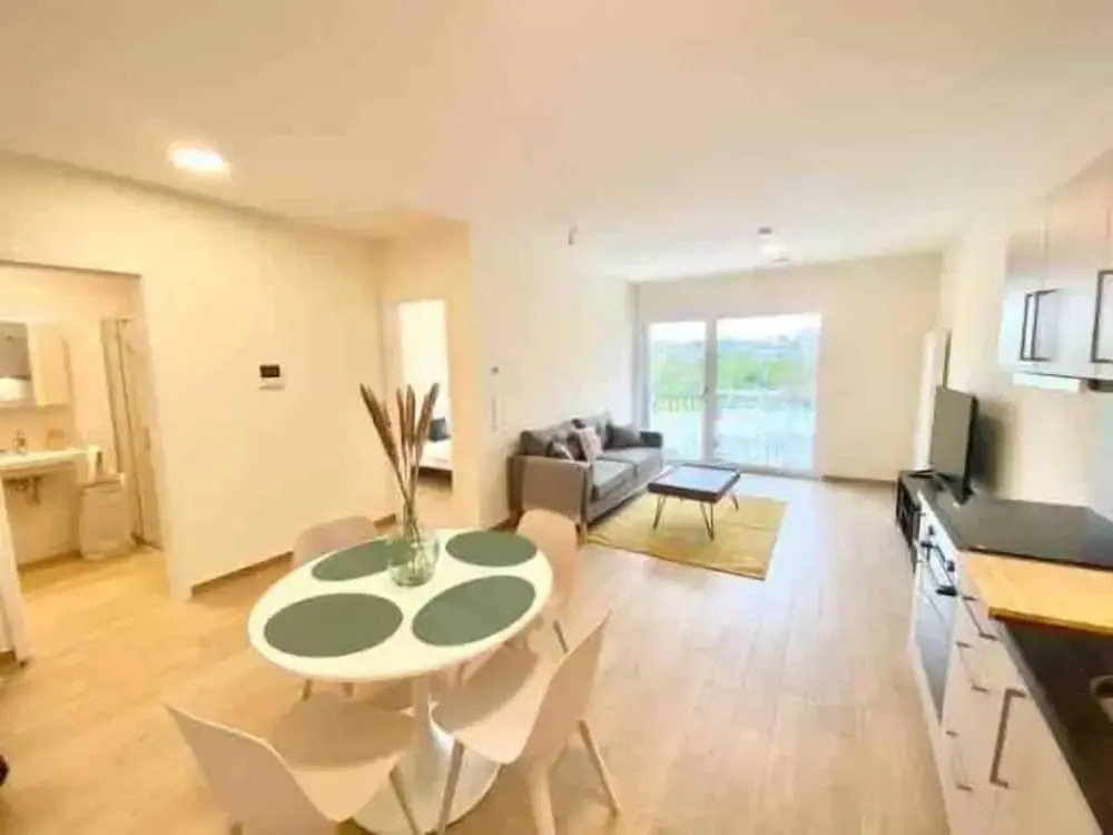 Luxury 2023 Flat in city center. Parking