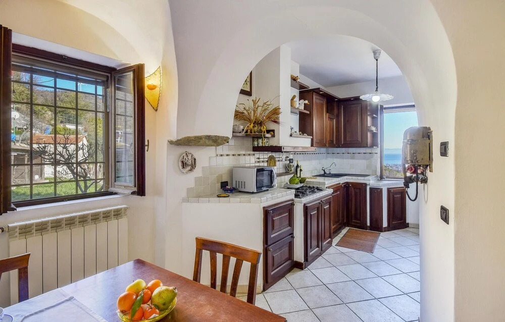 Stunning Home In Vado Ligure With Wifi