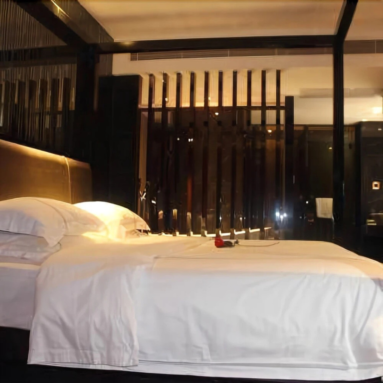 Tianhai Hotel