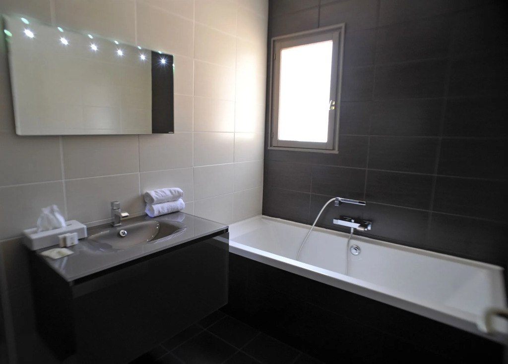 Logis Hotel Le Lonca