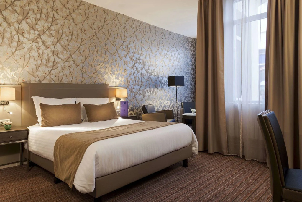 Timhotel Opéra Blanche Fontaine