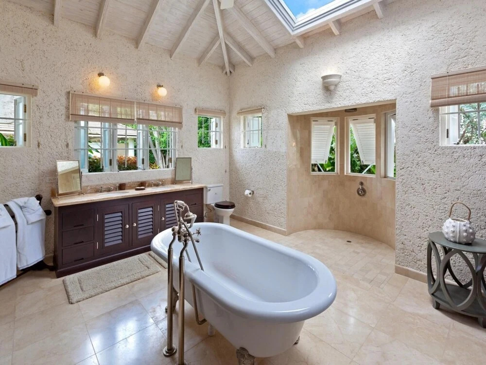 Sunny Vacation Villa 19