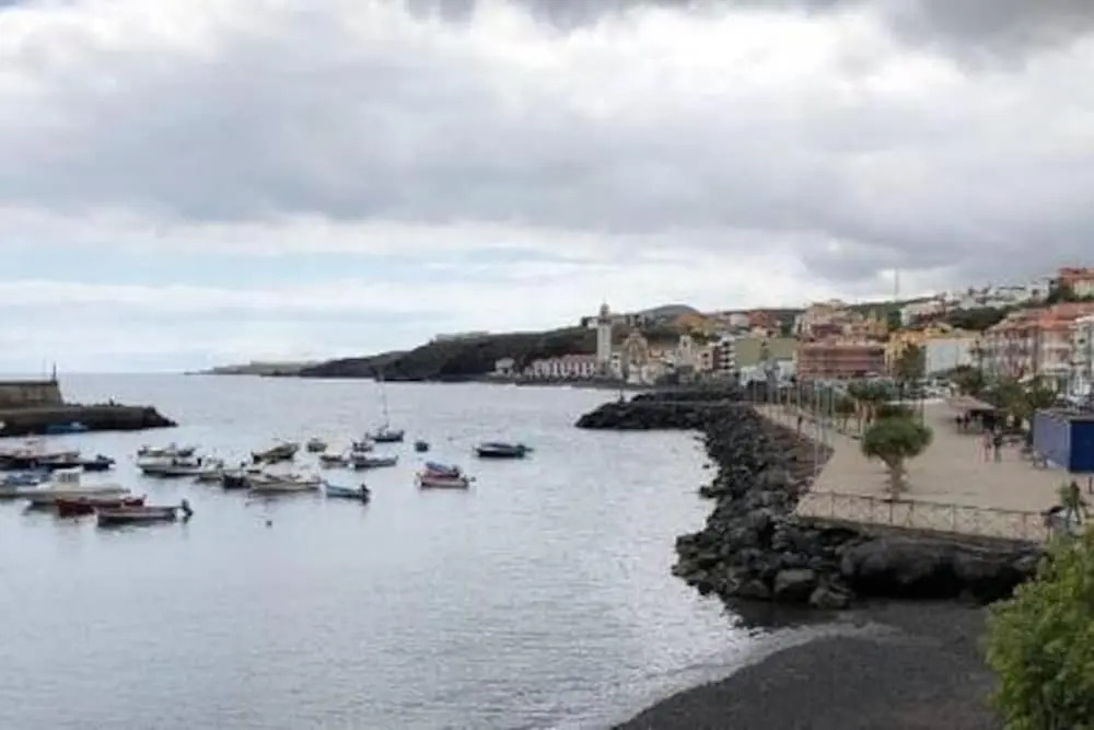 The Cozy Corner Apartment, Primera Línea con Vistas al Mar