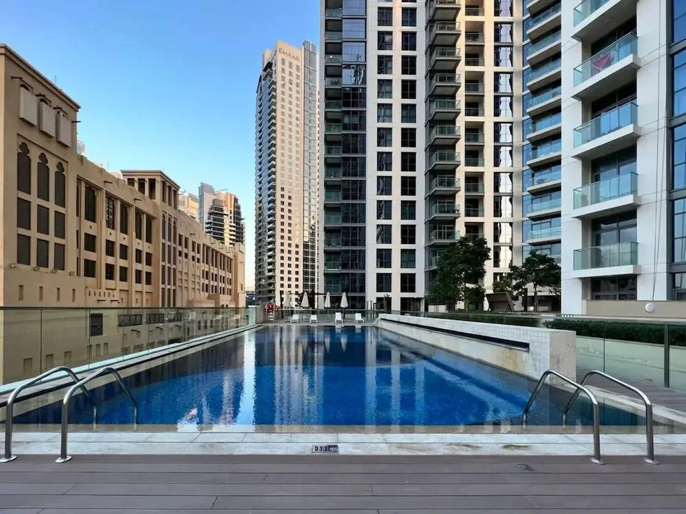 Silkhaus Modern New Building Pool Gym