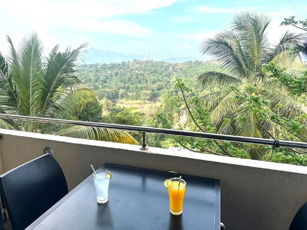 Pearl River Kandy