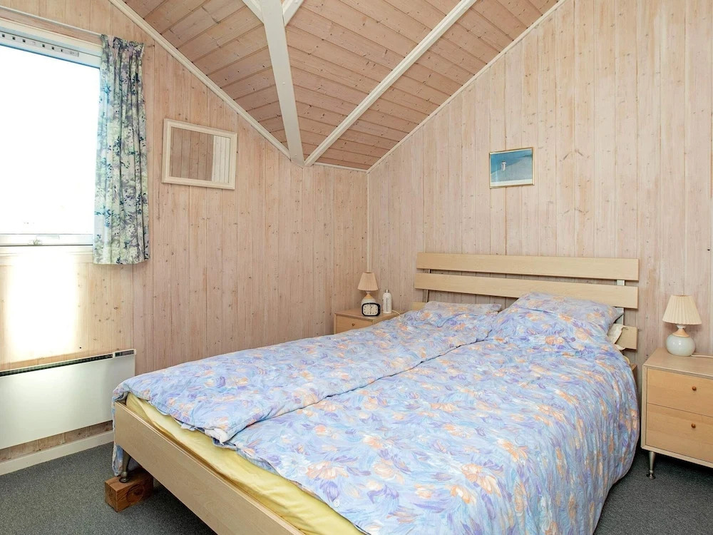 Cosy Holiday Home in Zealand With Whirlpool