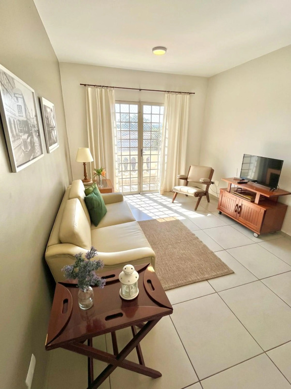 Apartamento Grande - Privado - 3 quartos com 1 suíte