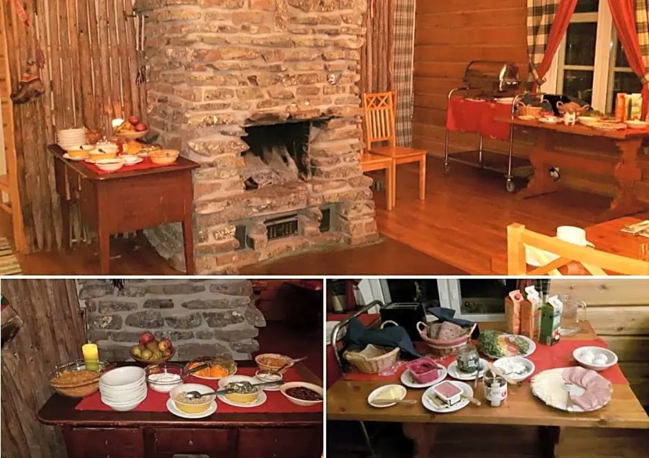 Reindeer Manor Levi