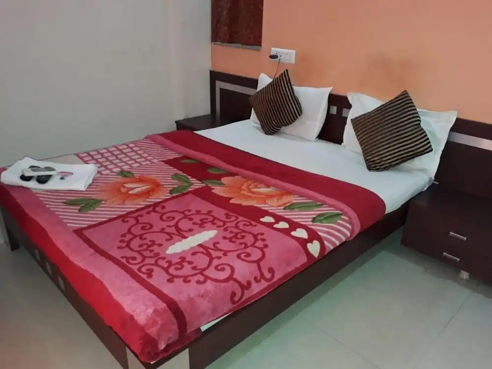 Hotel Raviraj Palace Rajkot