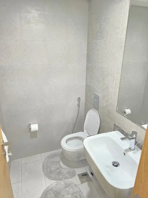 Luxury Boulevard 2Bhk