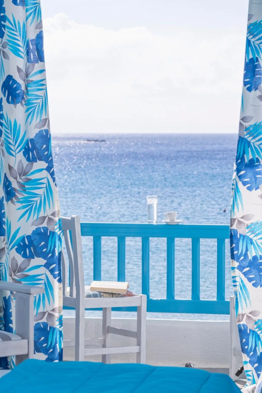 Mykonos Kosmoplaz Beach Resort Hotel