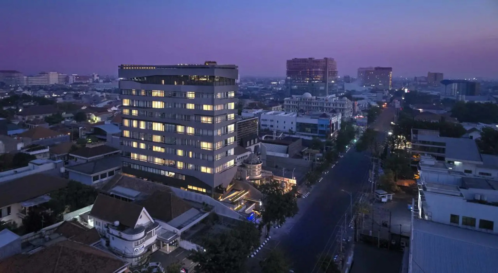 ARTOTEL Gajahmada Semarang