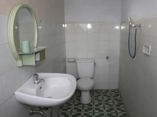 Serangan Inn II