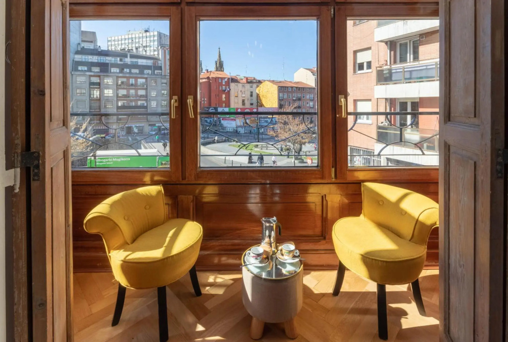 Acogedor, de Diseño Moderno en Zona Antigua