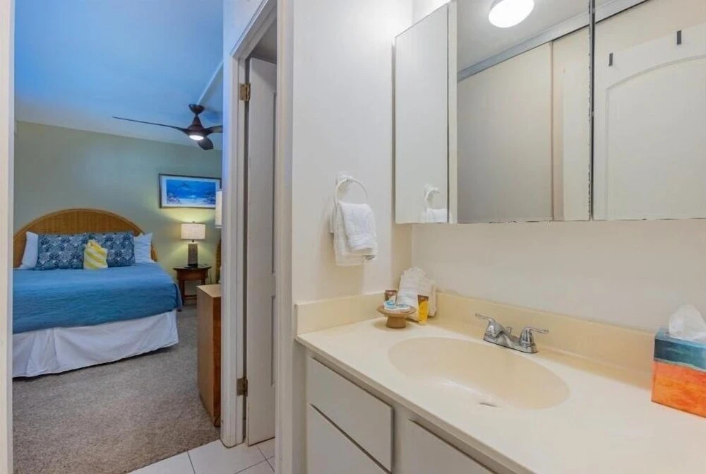 Kamaole Nalu, #302 2 Bedroom Condo by RedAwning, Kihei