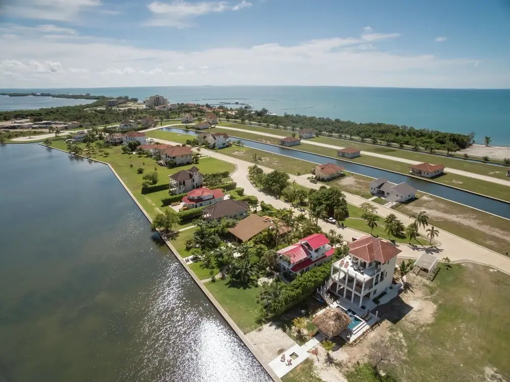 Villa Laguna Gecko