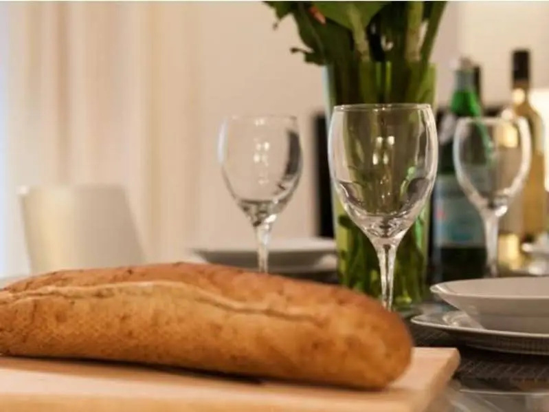 Bezier Apartments (No Front Desk Need To Contact Property 5 Days In Advance)
