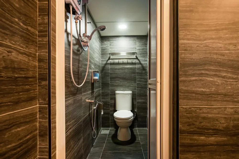 Oyo 89659 Jom Hotel