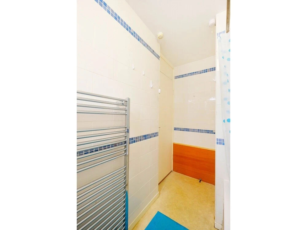 Spacious & Chic Central London Flat for 4