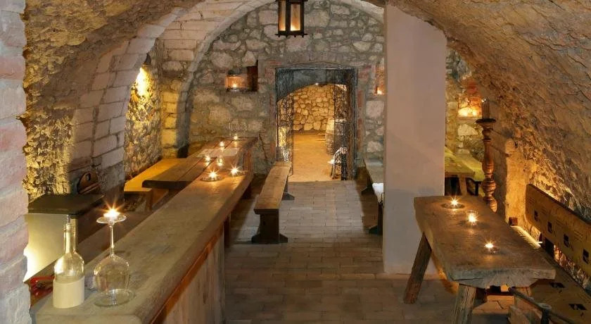 Pension Sebastian a vinný bar Prostě SKLEP