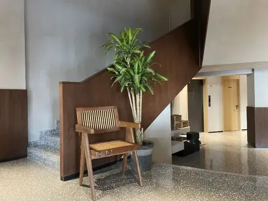 Yutong Hotel (Beijing Tongzhou Jiukeshu Subway Station)