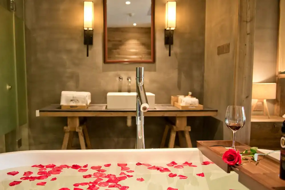 Heart Dweller Hotel