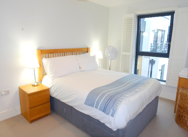 Teddington Two Beds by Vantage Apartments