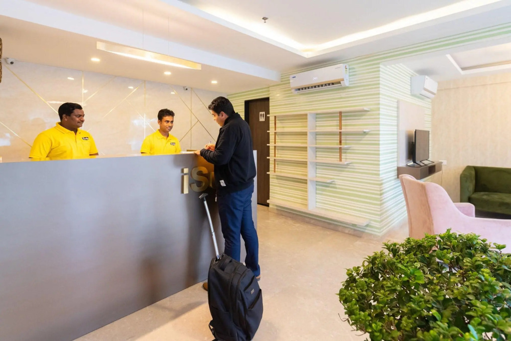 StayBird - B Suite, Business Hotel, Kharadi