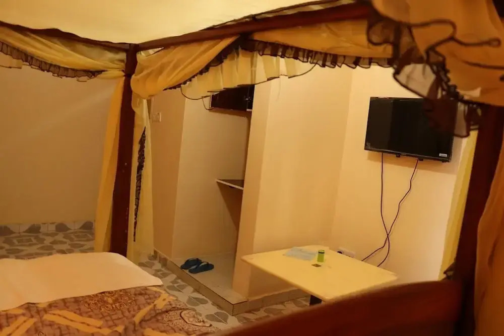Latahzan Guest House
