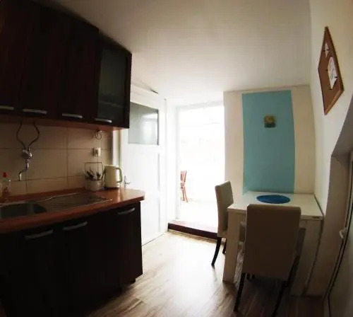 Central Jardin Guest House Split