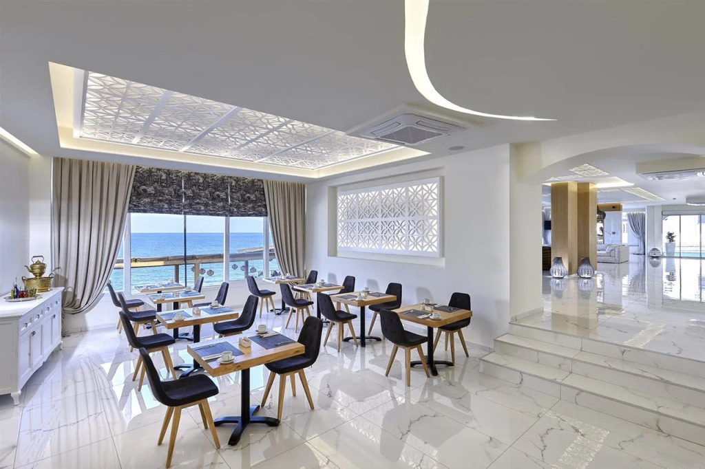 Vasia Boulevard Hotel
