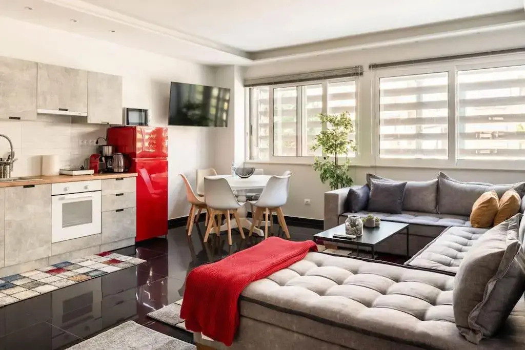 NEW AmazingLarge Luxury 4BR Suite/1min toAcropolis