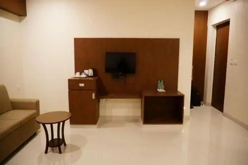 Hotel Abode Mantralayam