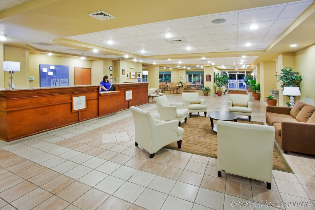Holiday Inn Express Myrtle Beach-Broadway at the Beach by IHG