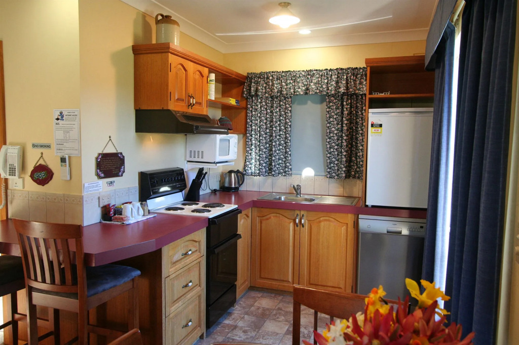 Swansea Cottages & Lodge Suites
