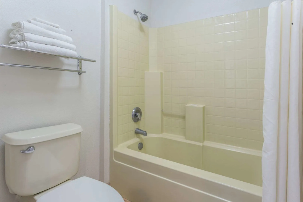 Signature Inn Merced Yosemite Parkway
