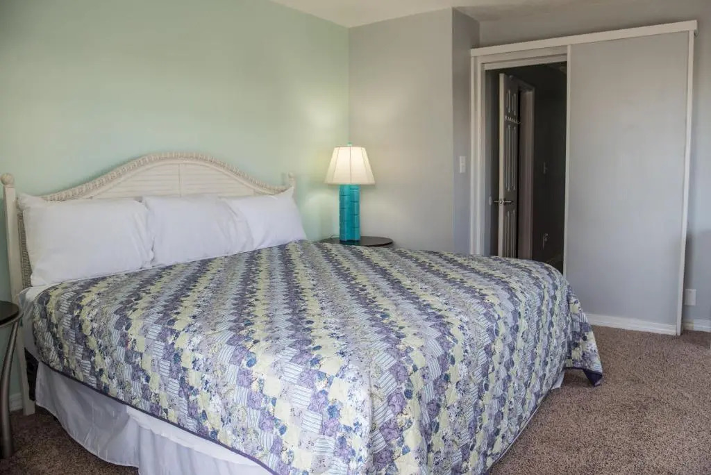 Direct Gulf Views with Deeded Beach Access (#17) - Sleeps 7