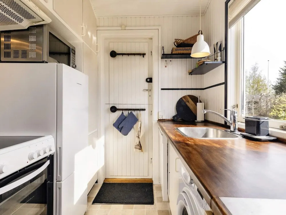 6 person holiday home in Hadsund