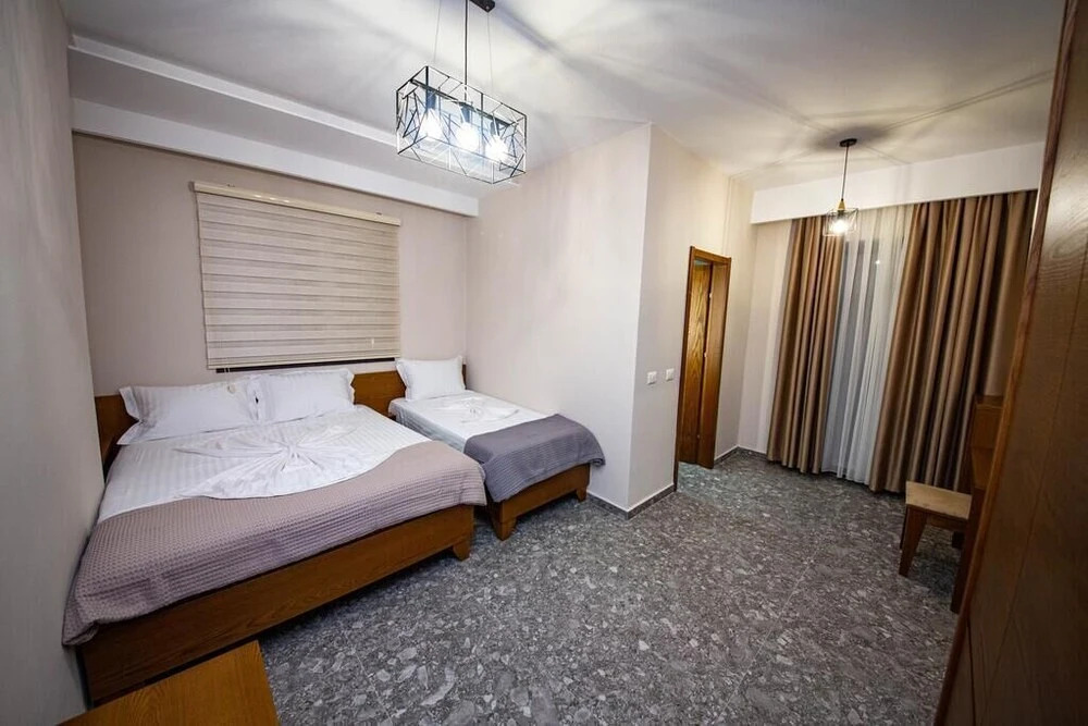 Hotel Center