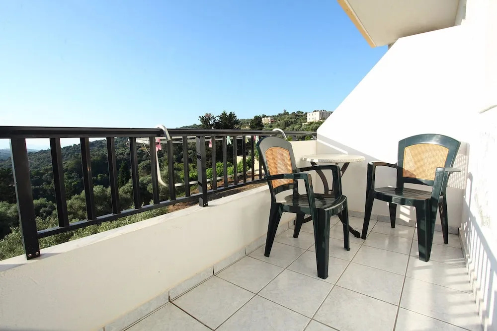 Argyroupolis Dimitris Rooms