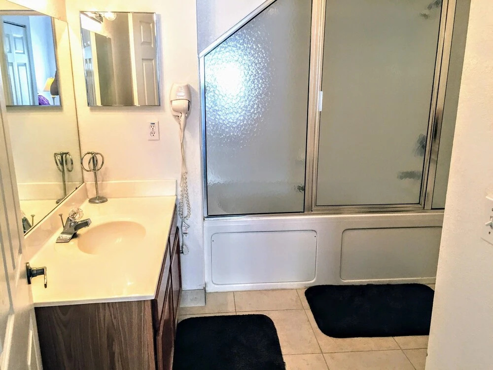 1391-49846 - 3 Bedroom Townhome
