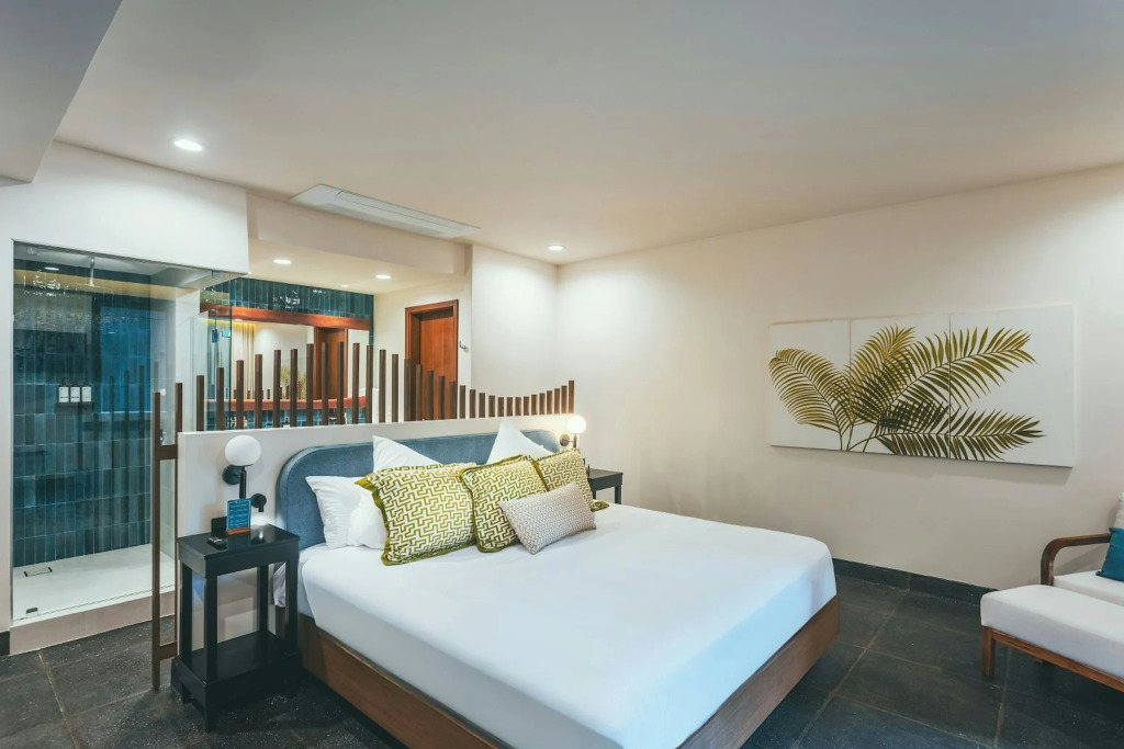 Los Altos Resort