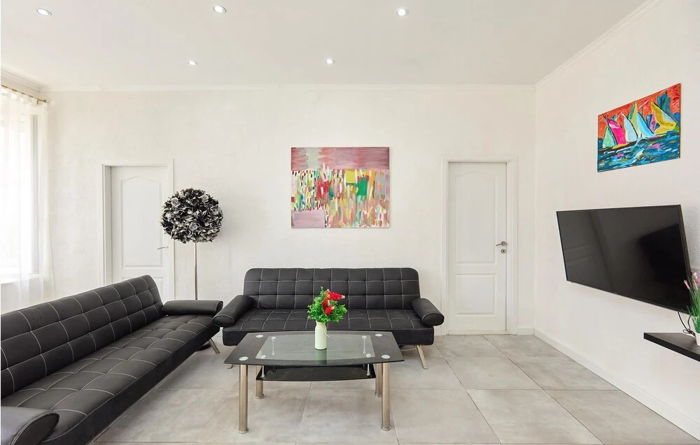Nice Apartment in Dubrovnik With Outdoor Swimming Pool, Wifi and 5 Bedrooms