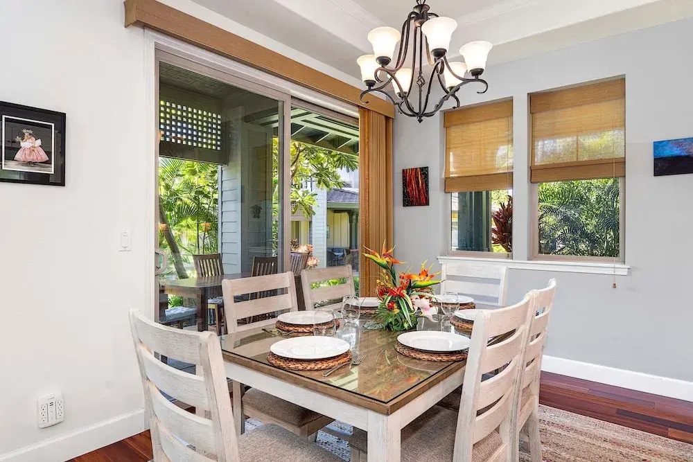 Beautiful Townhouse - Great Amenities and Spacious Lanai! Comes With Beach Pass! - Vrkcv