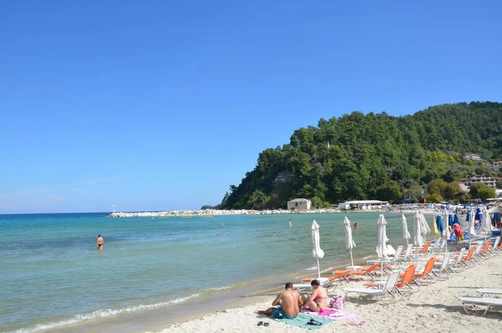 Chrisi Akti Hotel