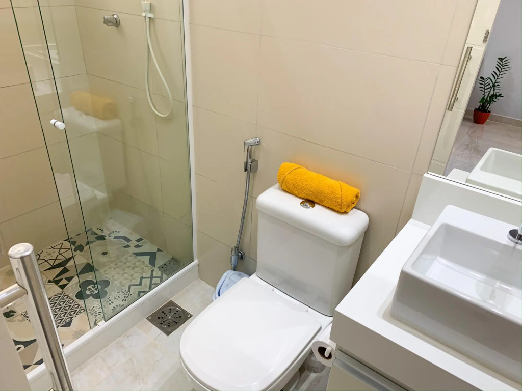 Copacabana 100m from the beach | BR1033 Z4