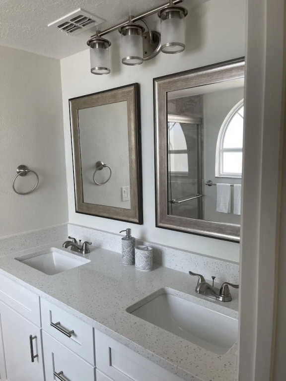 Modern Luxury Apartment Close Disney